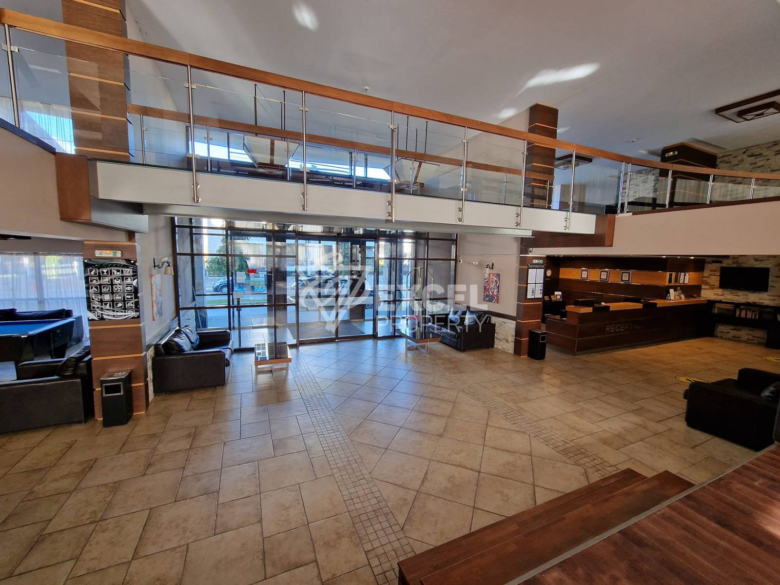 Южен тристаен апартамент на партерно ниво за продажба в комплекс Тера до Пирин Голф