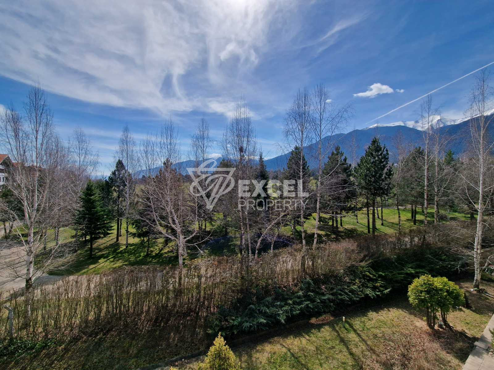 Тристаен апартамент за продажба с изглед към Пирин планина в близост до Банско