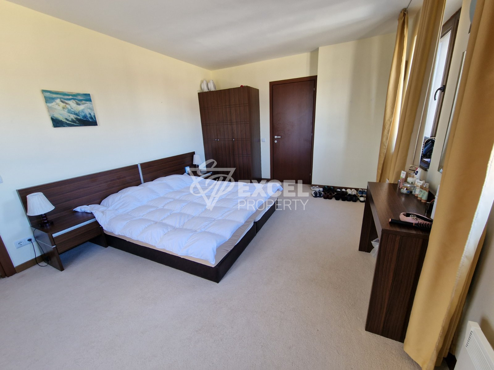 Тристаен апартамент за продажба с изглед към Пирин планина в близост до Банско