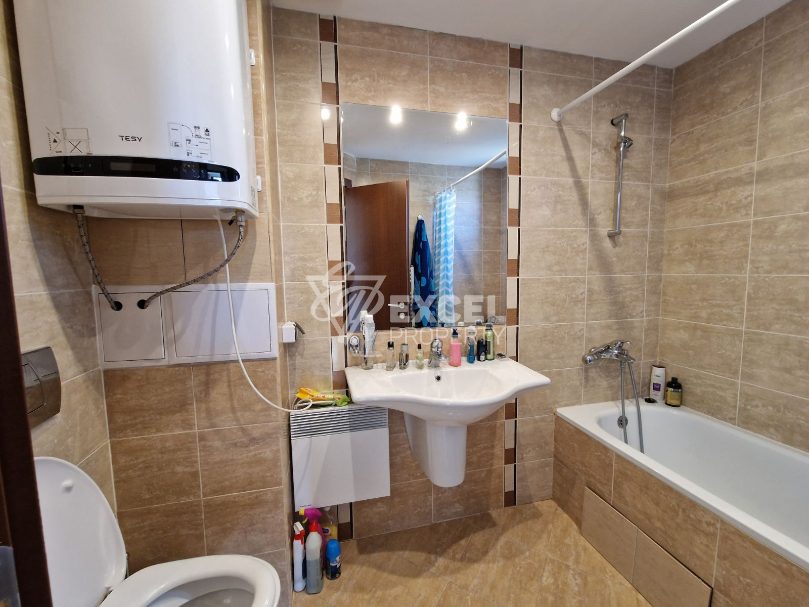 Тристаен апартамент за продажба с изглед към Пирин планина в близост до Банско