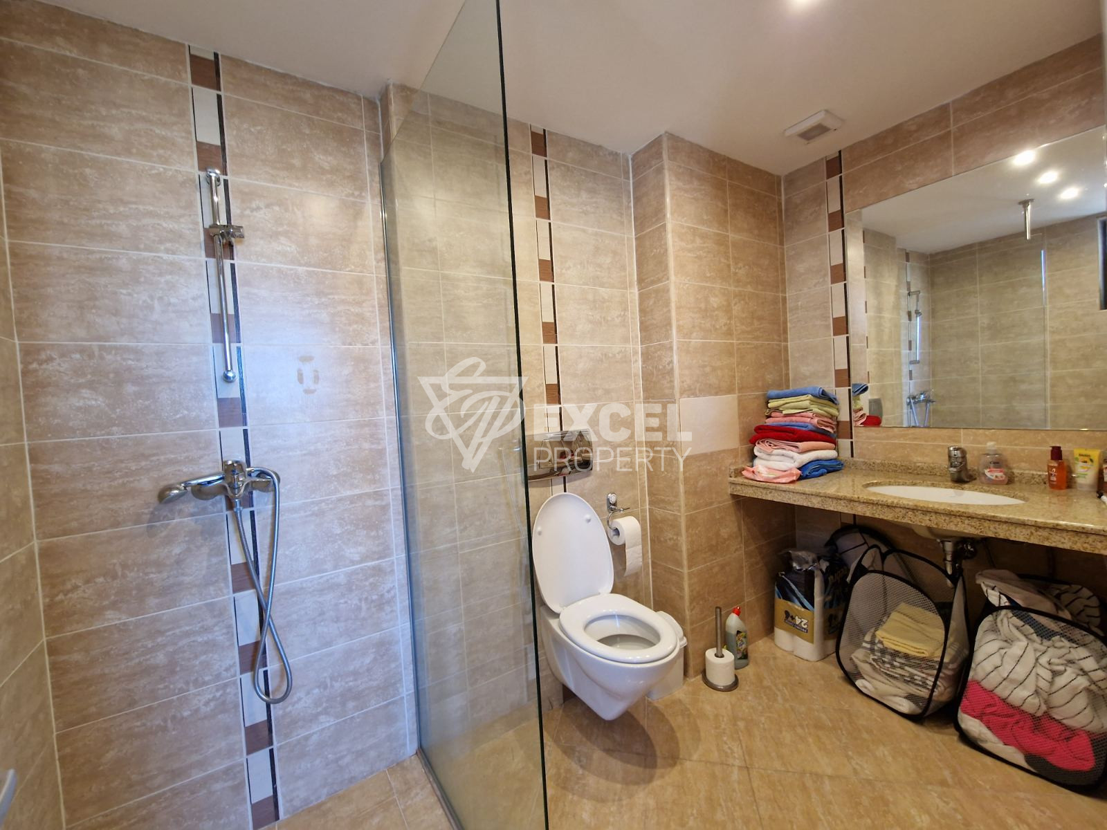 Тристаен апартамент за продажба с изглед към Пирин планина в близост до Банско