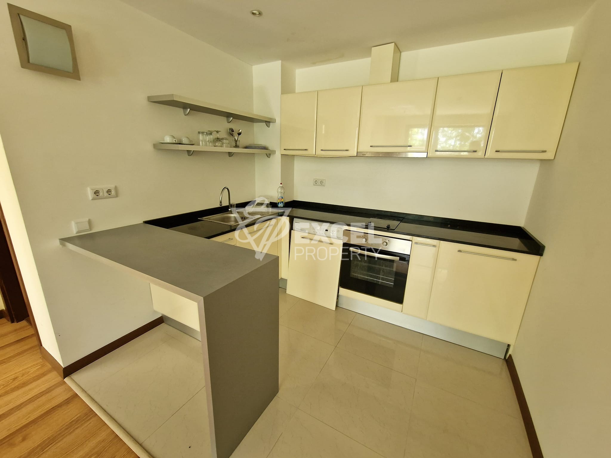 Тристаен апартамент за продажба в комплекс Тера****, до Пирин Голф