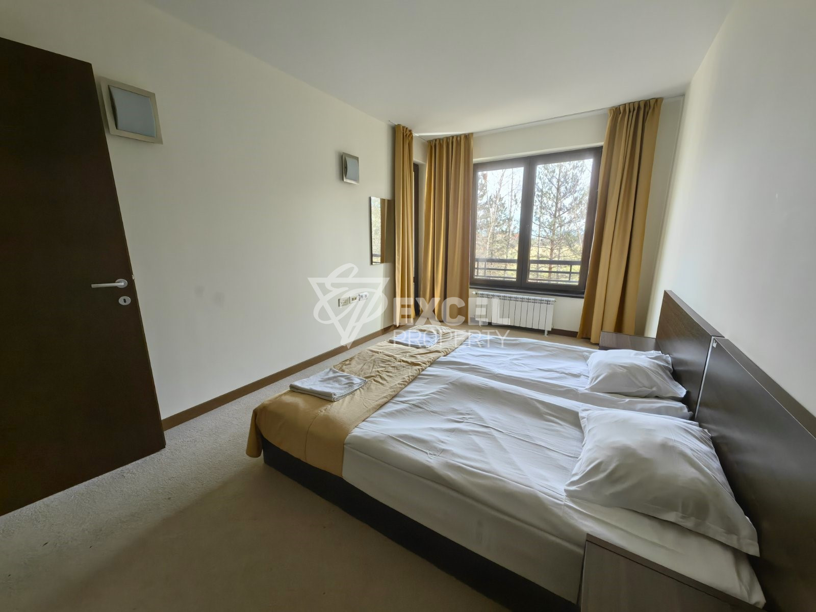 Изключителен имот за продажба: Тристаен апартамент с великолепна гледка към върховете на Пирин