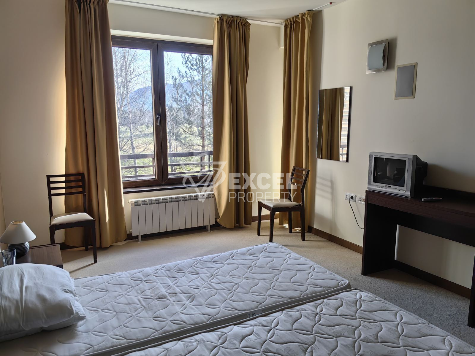 Изключителен имот за продажба: Тристаен апартамент с великолепна гледка към върховете на Пирин