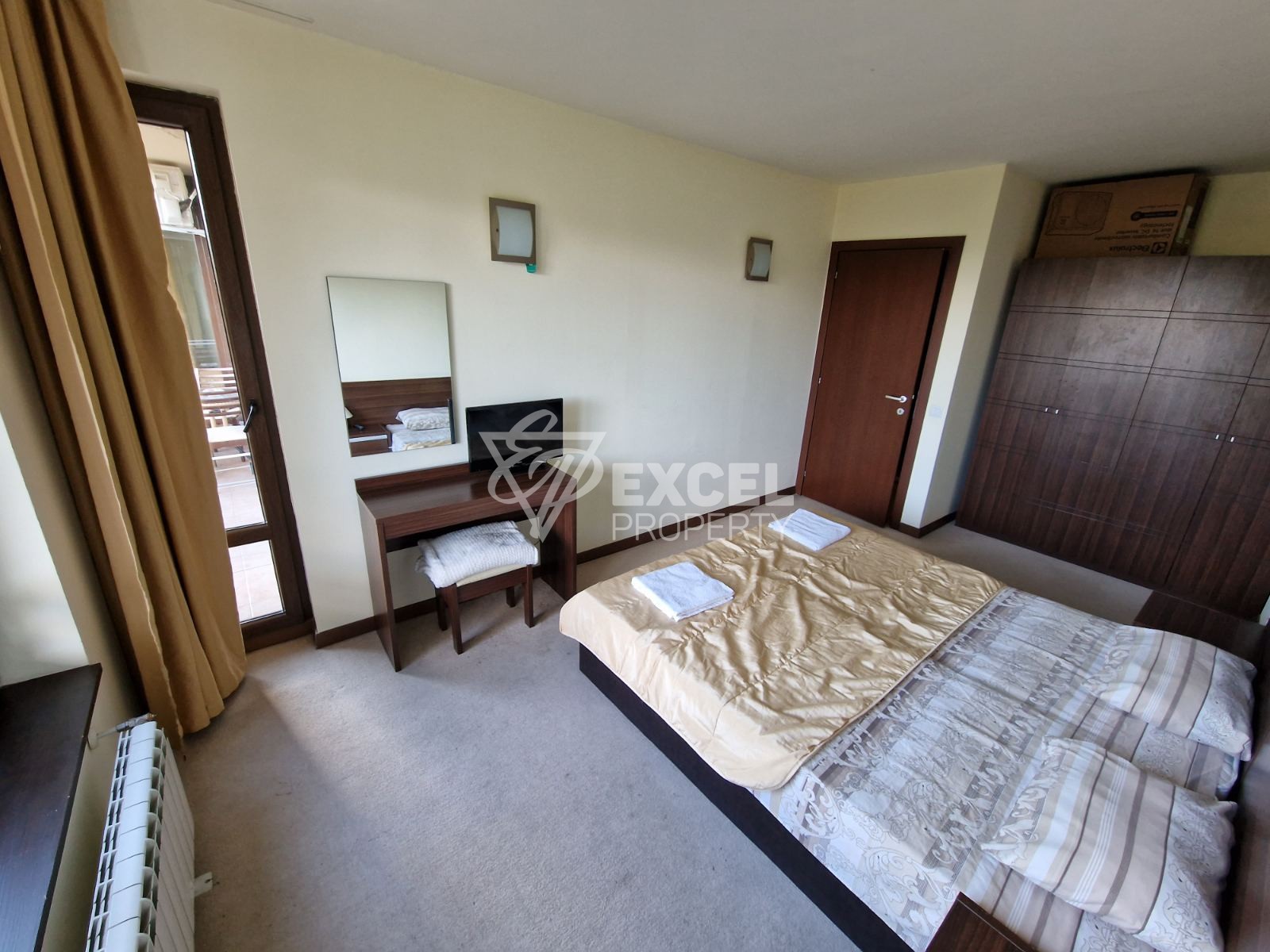 Зашеметяващ тристаен апартамент в престижен 4-звезден комплекс до Пирин Голф