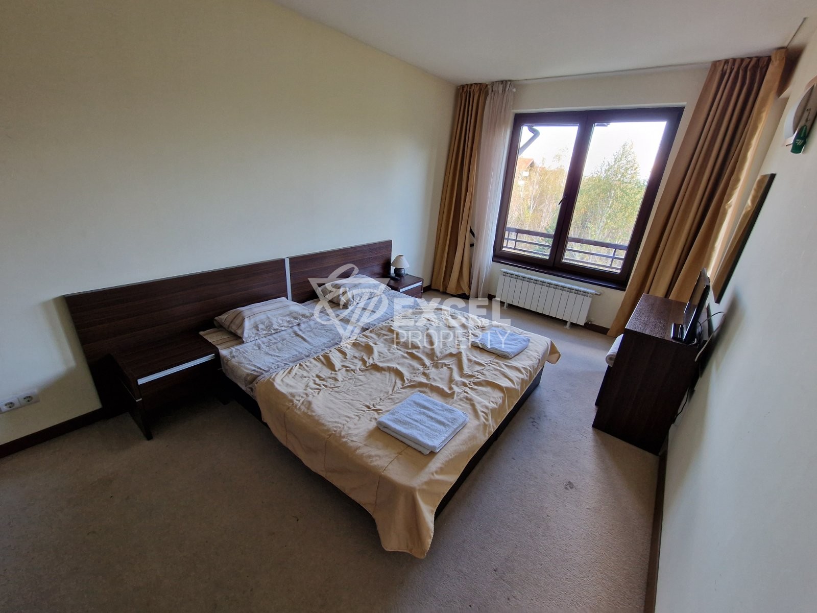 Зашеметяващ тристаен апартамент в престижен 4-звезден комплекс до Пирин Голф