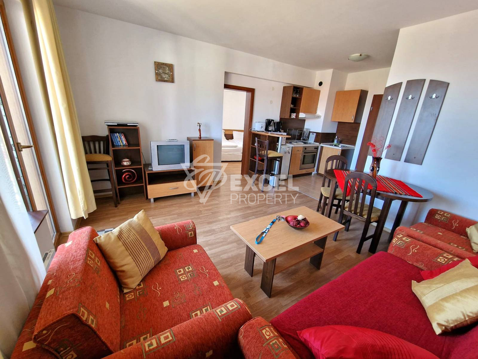 Двустаен апартамент на 300м от Гондолата с ниска такса поддръжка!