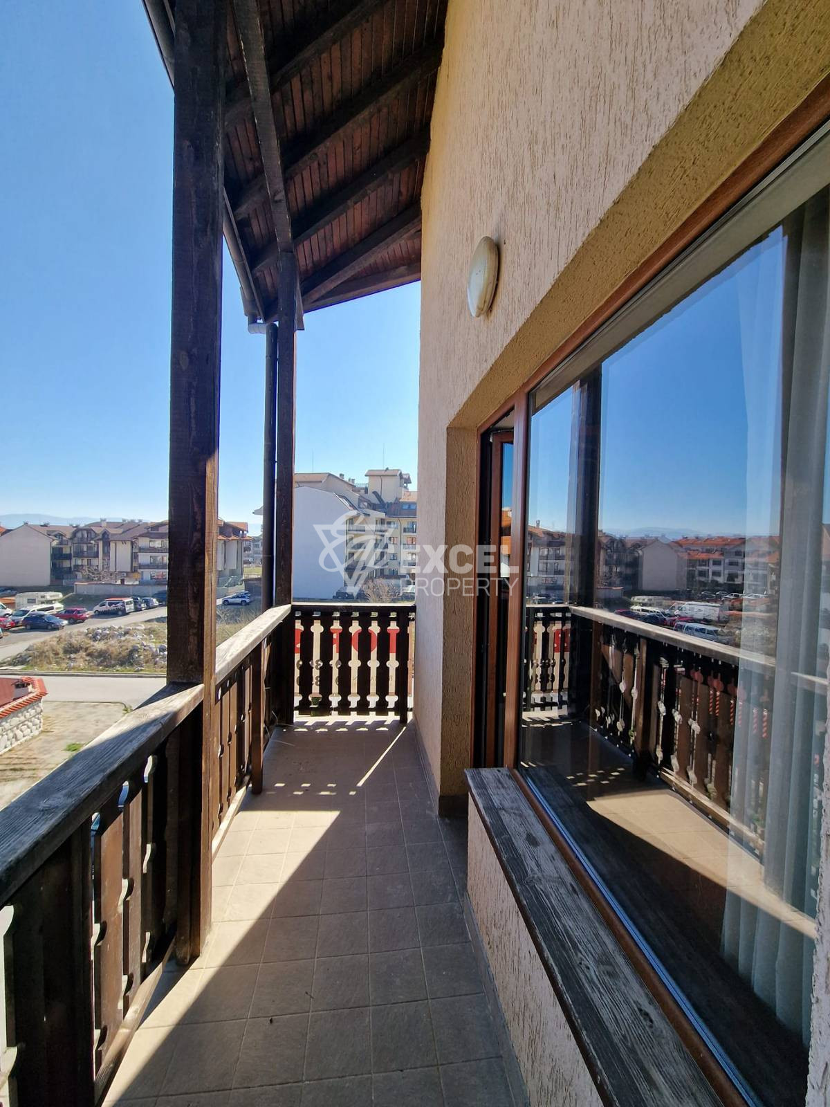 Двустаен апартамент на 300м от Гондолата с ниска такса поддръжка!