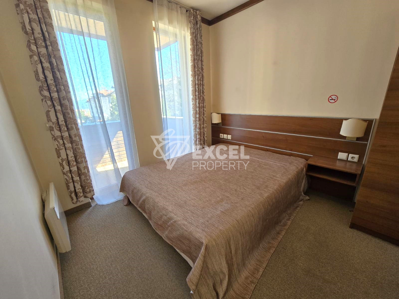 Обзаведен тристаен апартамент за продажба на 50 метра от ски лифта, Банско