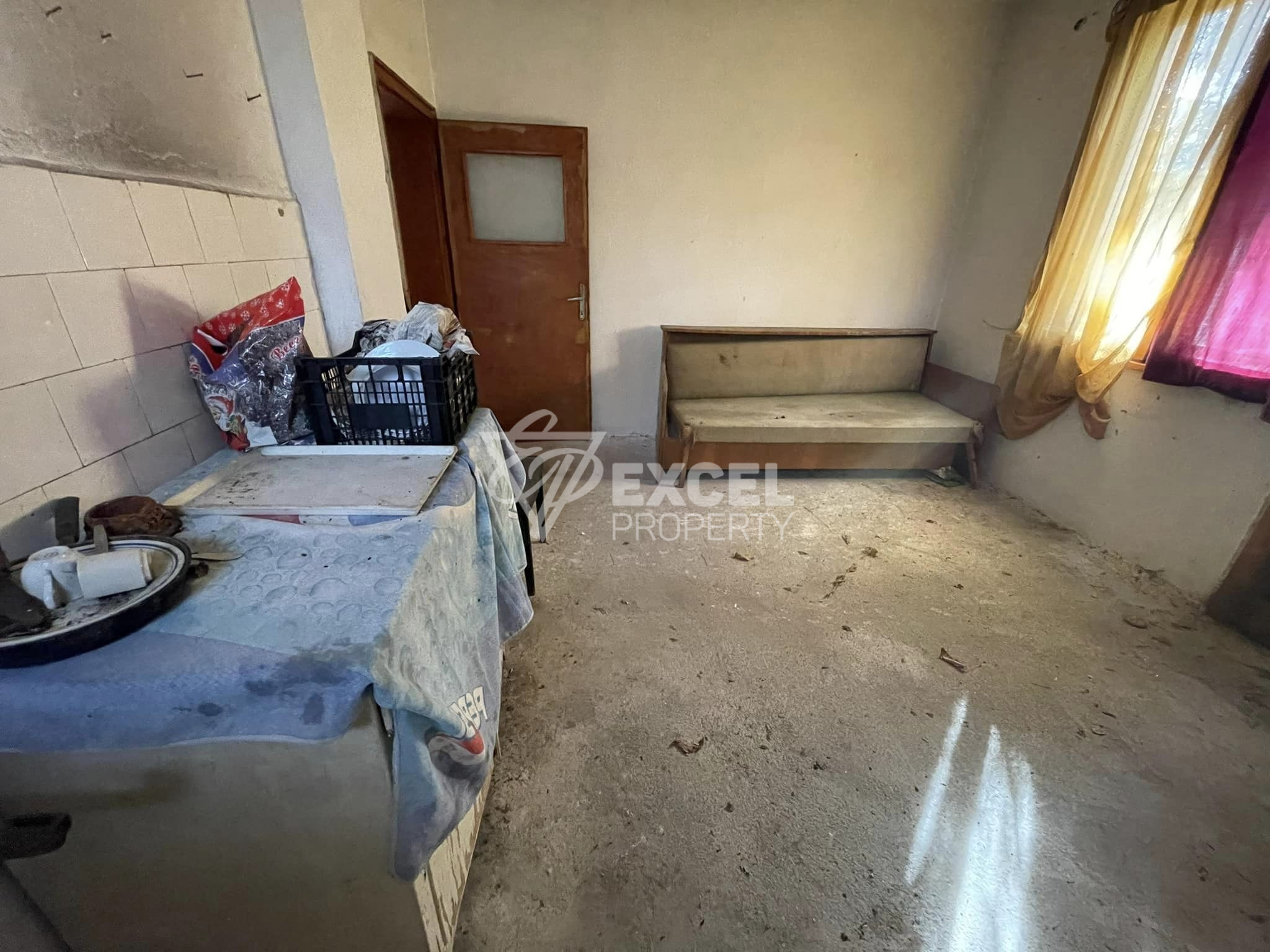 Вила за продажба в близост до Разлог и Банско, местност Предела