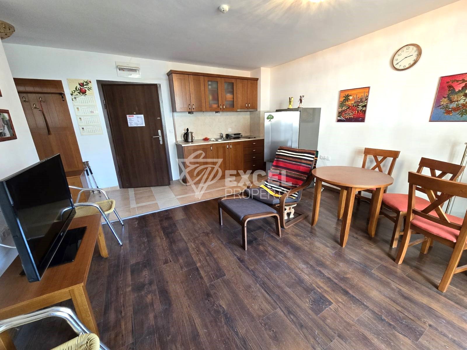 Просторен двустаен апартамент за продажба в хотелската част на Winslow Infinity