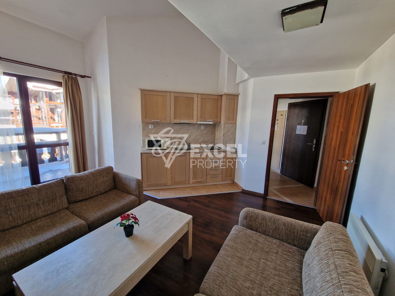 Югозападен апартамент с три спални и пленяваща гледка към върховете на Пирин планина