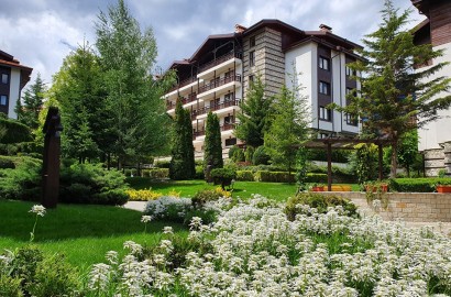 Апартамент с две спални и прекрасна гледка към Рила в Winslow Infinity