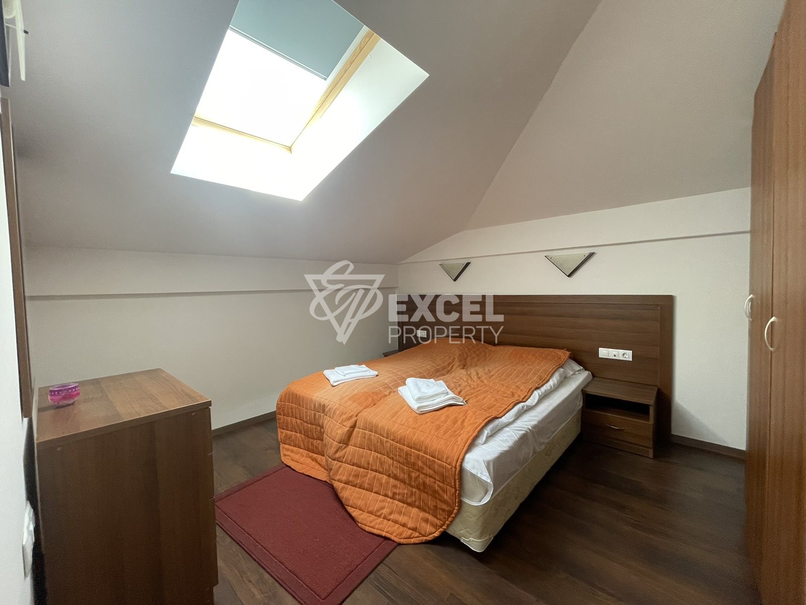 Югозападен мезонет с две спални и камина в целогодишен комплекс Winslow Infinity