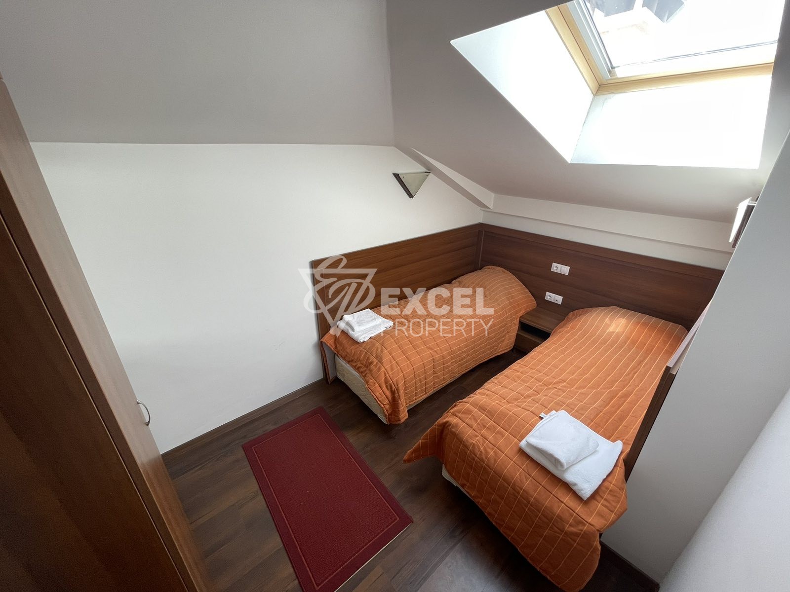 Югозападен мезонет с две спални и камина в целогодишен комплекс Winslow Infinity