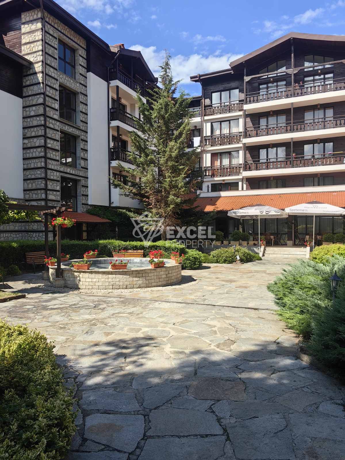 Просторен двустаен апартамент за продажба в хотелската част на Winslow Infinity