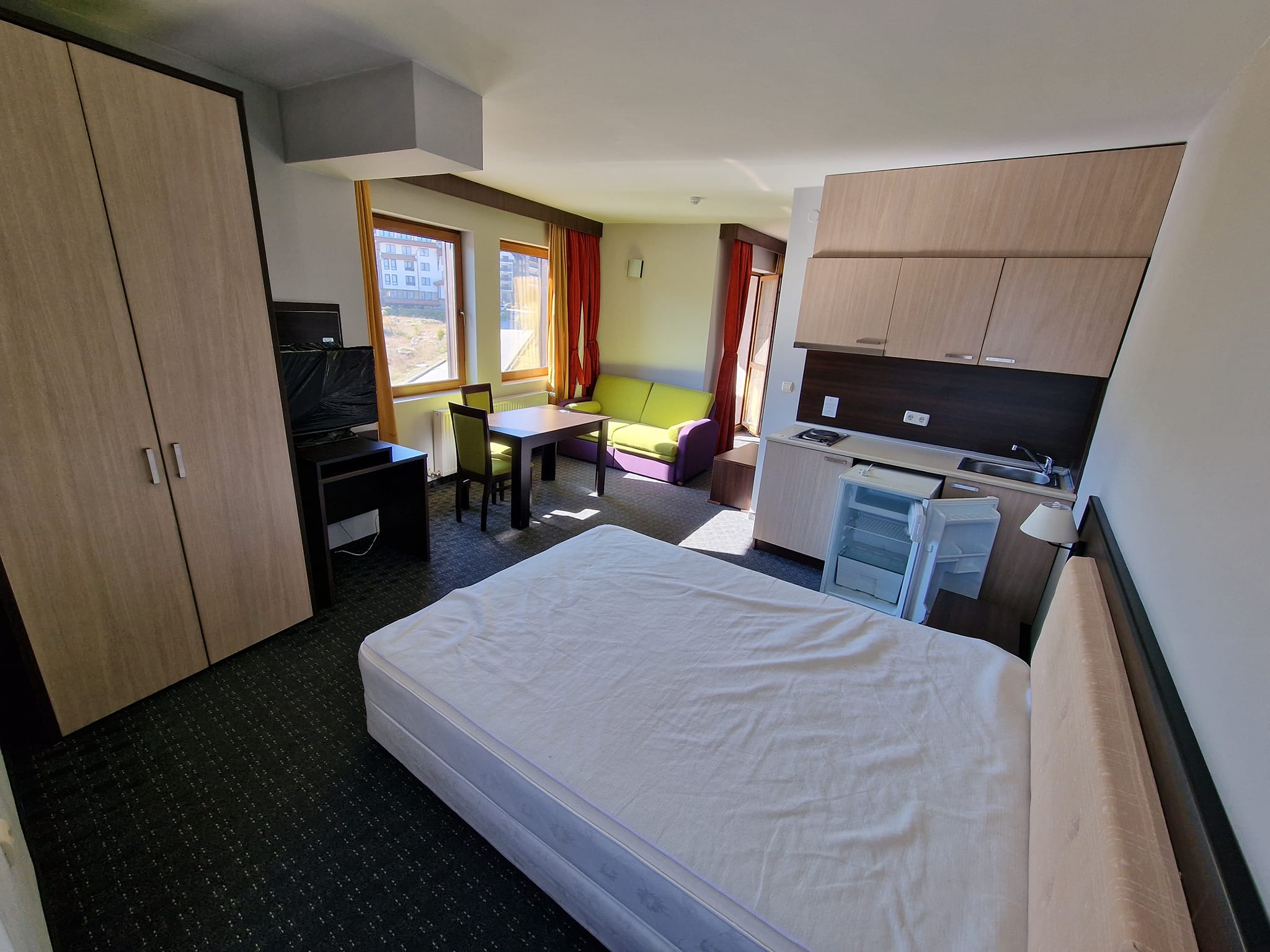 MPM Guinness: Просторно студио на 200 метра от ски лифта в Банско!