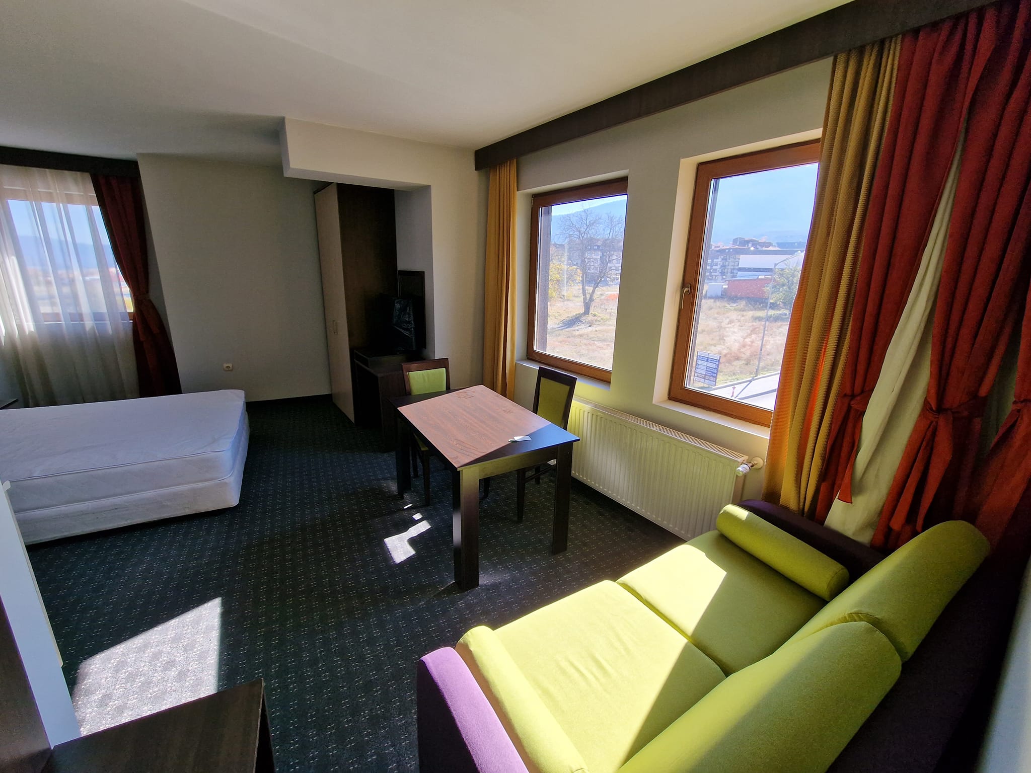 MPM Guinness: Просторно студио на 200 метра от ски лифта в Банско!