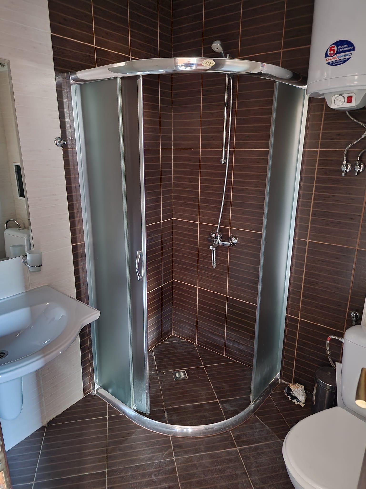 Просторно студио с фронтална гледка към Пирин планина, изгодна цена