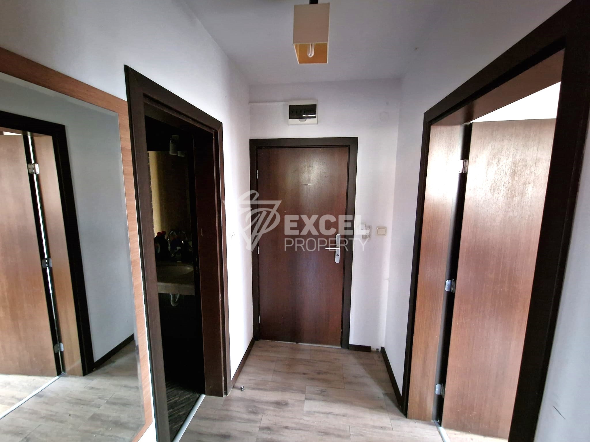 Двустаен апартамент за продажба между Банско и Баня! Изгодна цена!