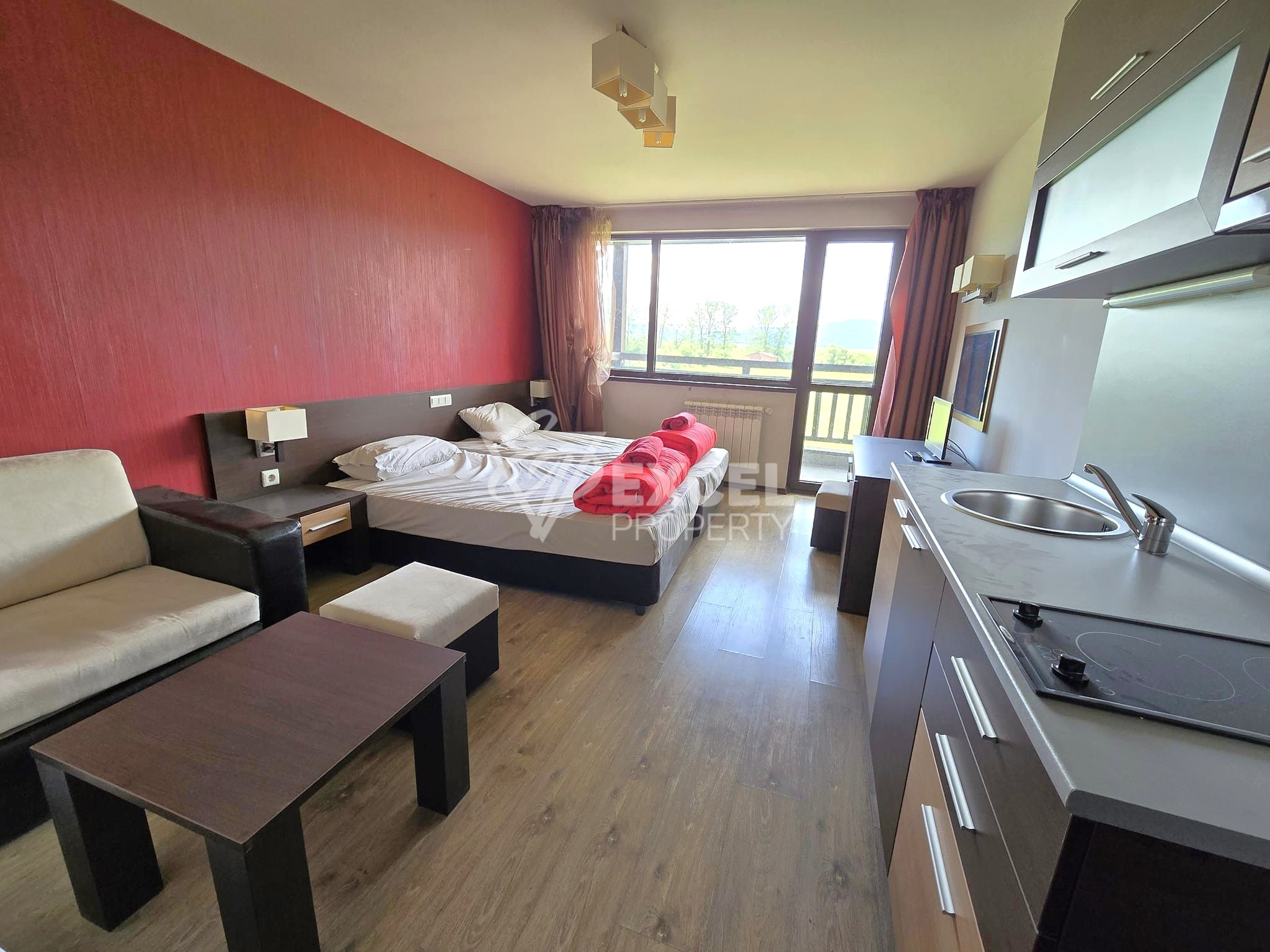 Студио на изгодна цена за продажба между Банско и Баня! Ниска такса поддръжка