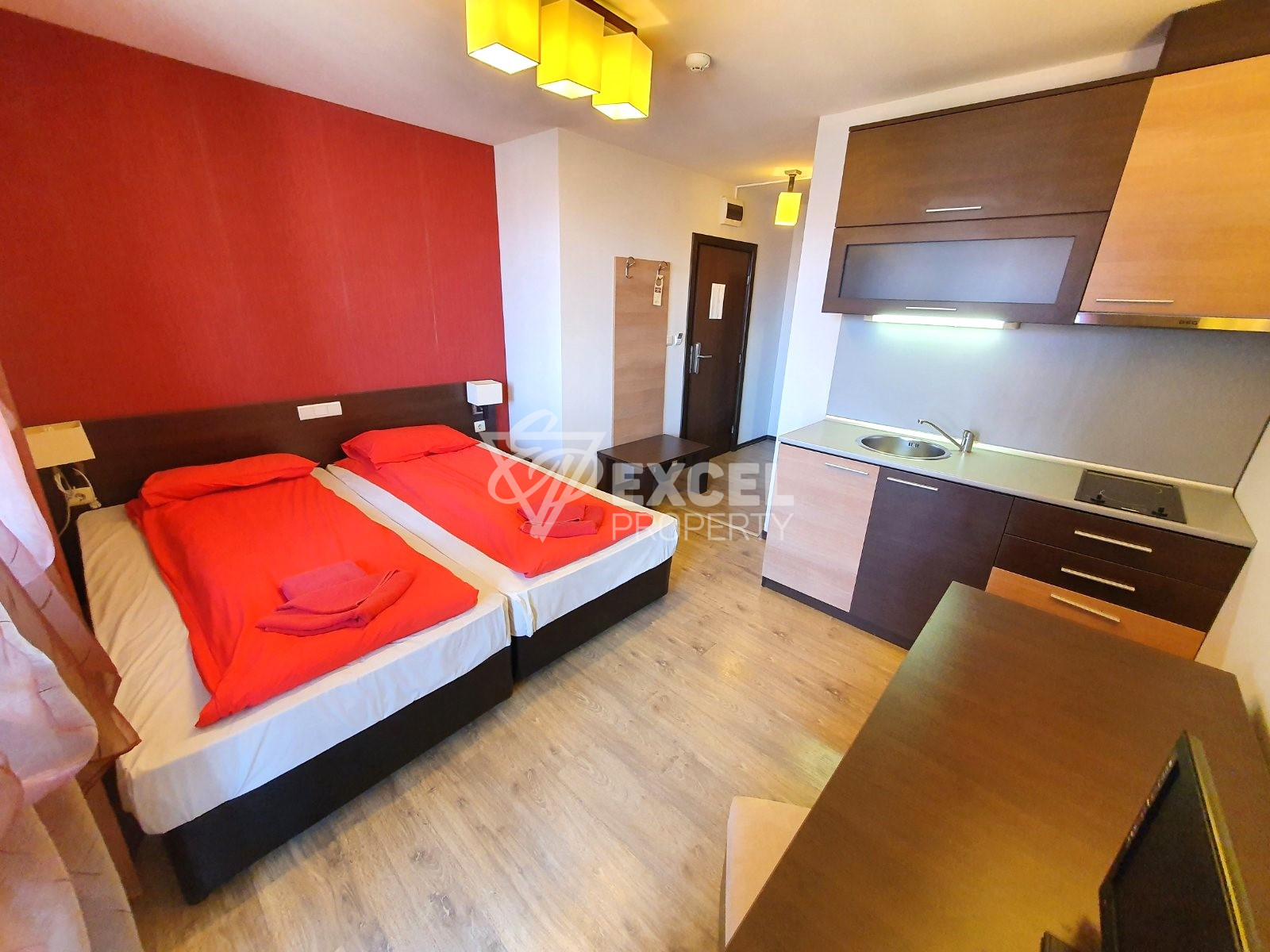 Южно студио с прекрасна гледка към Пирин за продажба между Банско и Баня!