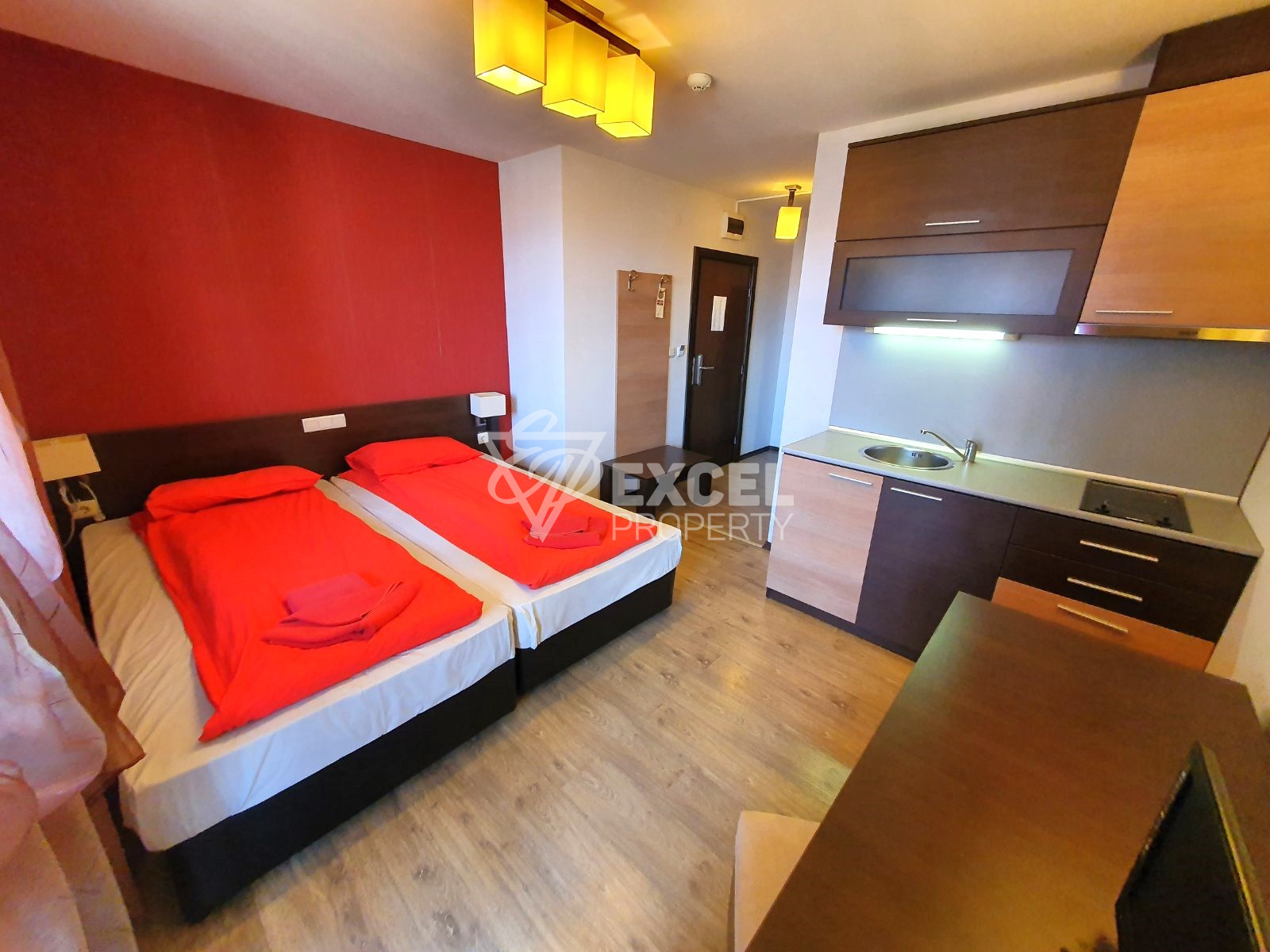 Южно студио с прекрасна гледка към Пирин за продажба между Банско и Баня!