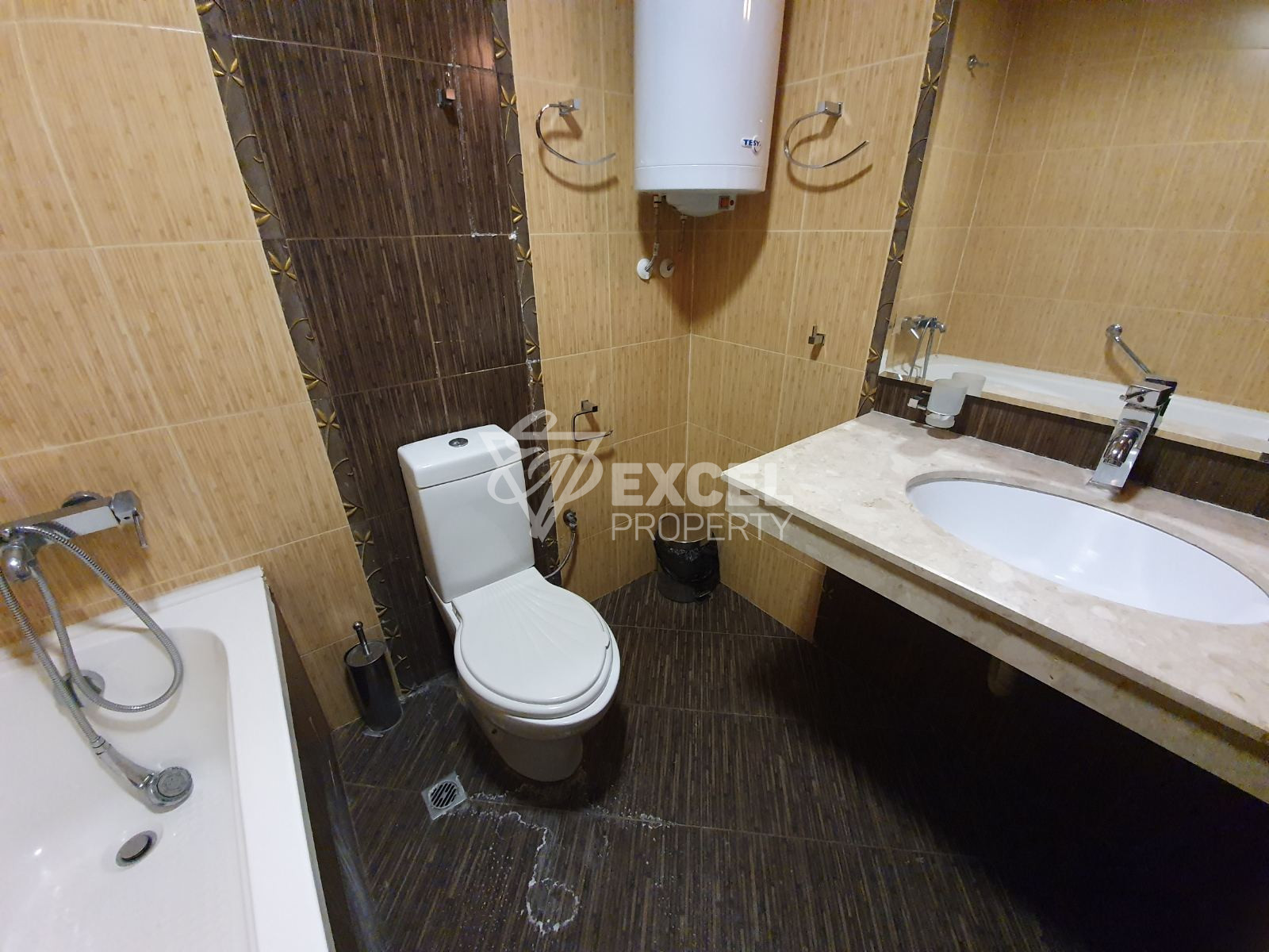 Двустаен апартамент с източно изложение за продажба между Банско и Баня! Изгодна сделка!