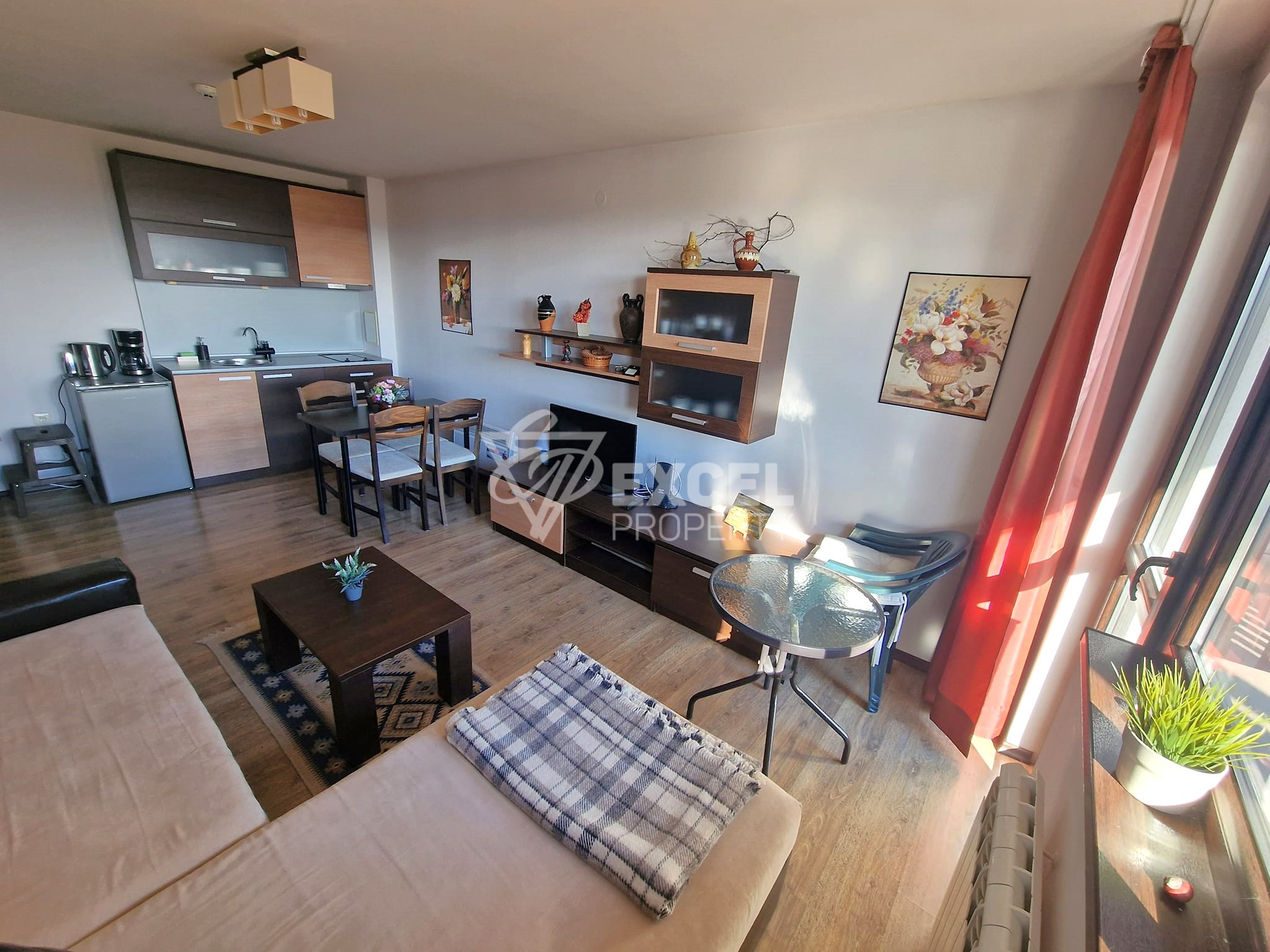 Двустаен апартамент с източно изложение за продажба между Банско и Баня! Изгодна сделка!