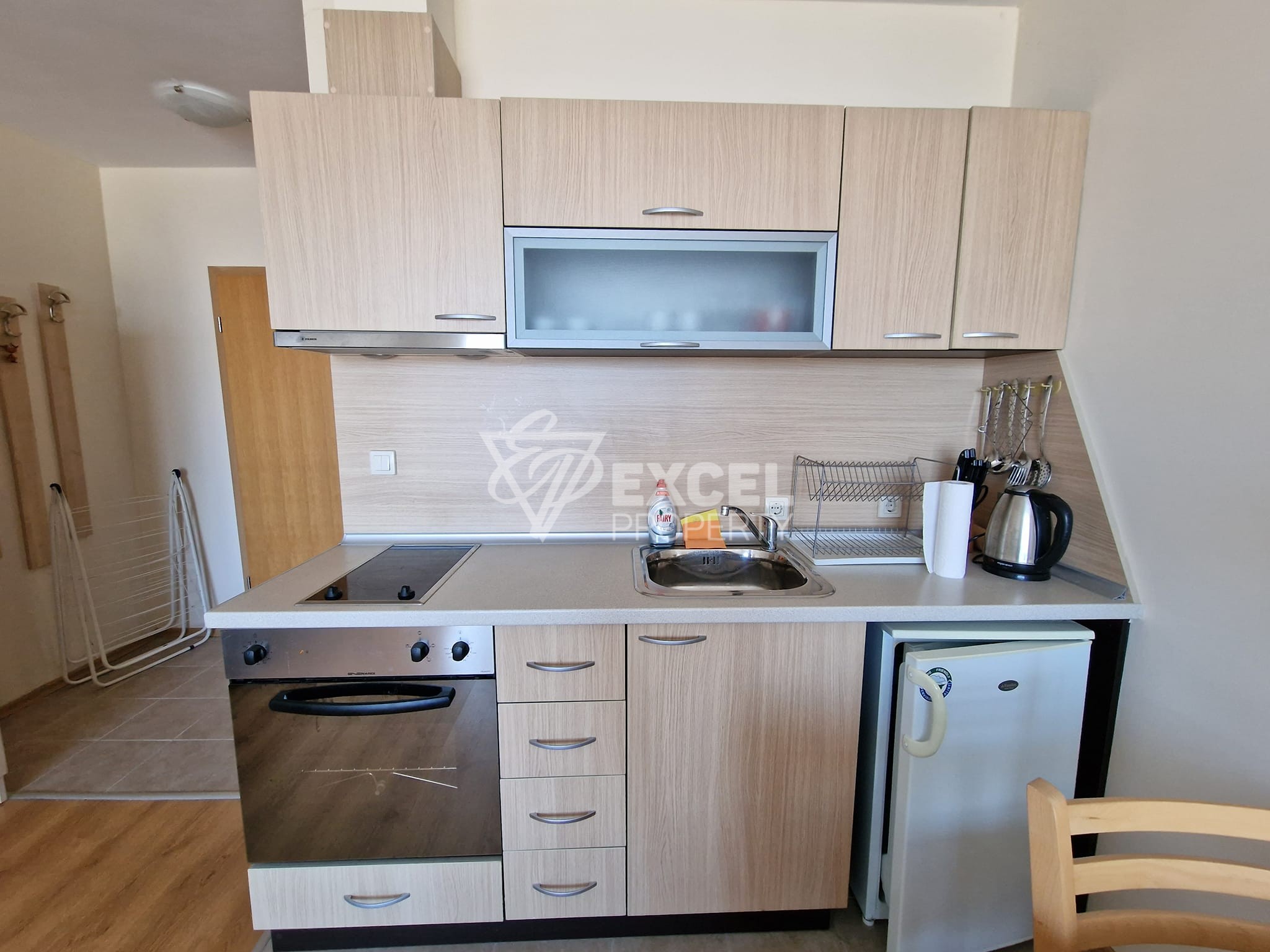 Уютно студио с тераса на партерен етаж за продажба в Аспен голф, район Разлог! Изгодна цена!