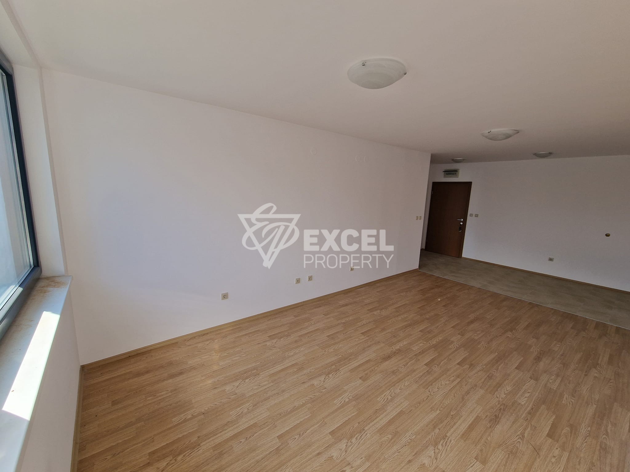 Двустаен апартамент с фронтална гледка към Пирин планина до Голф игрище