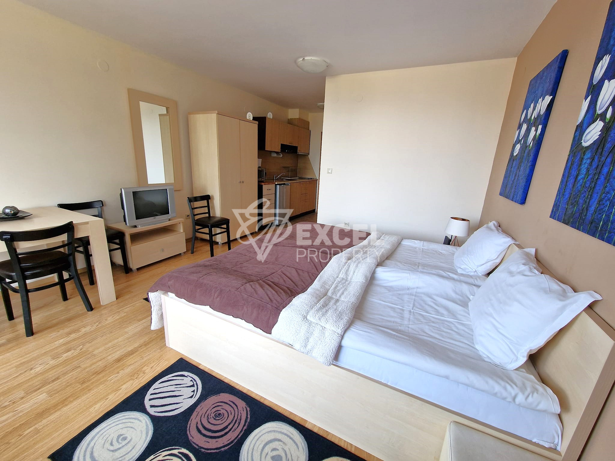 Студио с тераса и ново обзавеждане за продажба в Aspen Resort, район Разлог