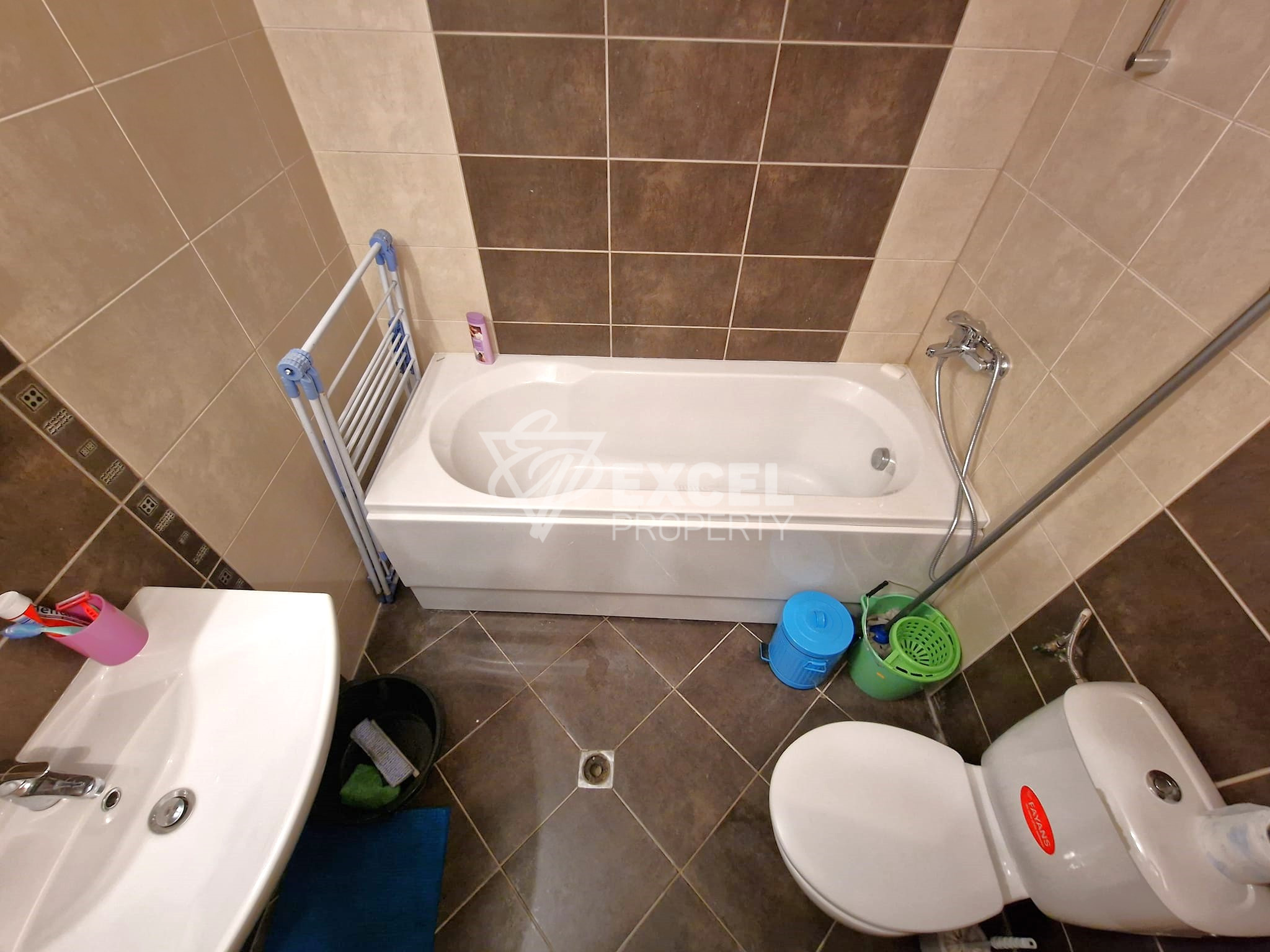 Южен двустаен апартамент с фронтална гледка към Пирин! Изгодна цена!