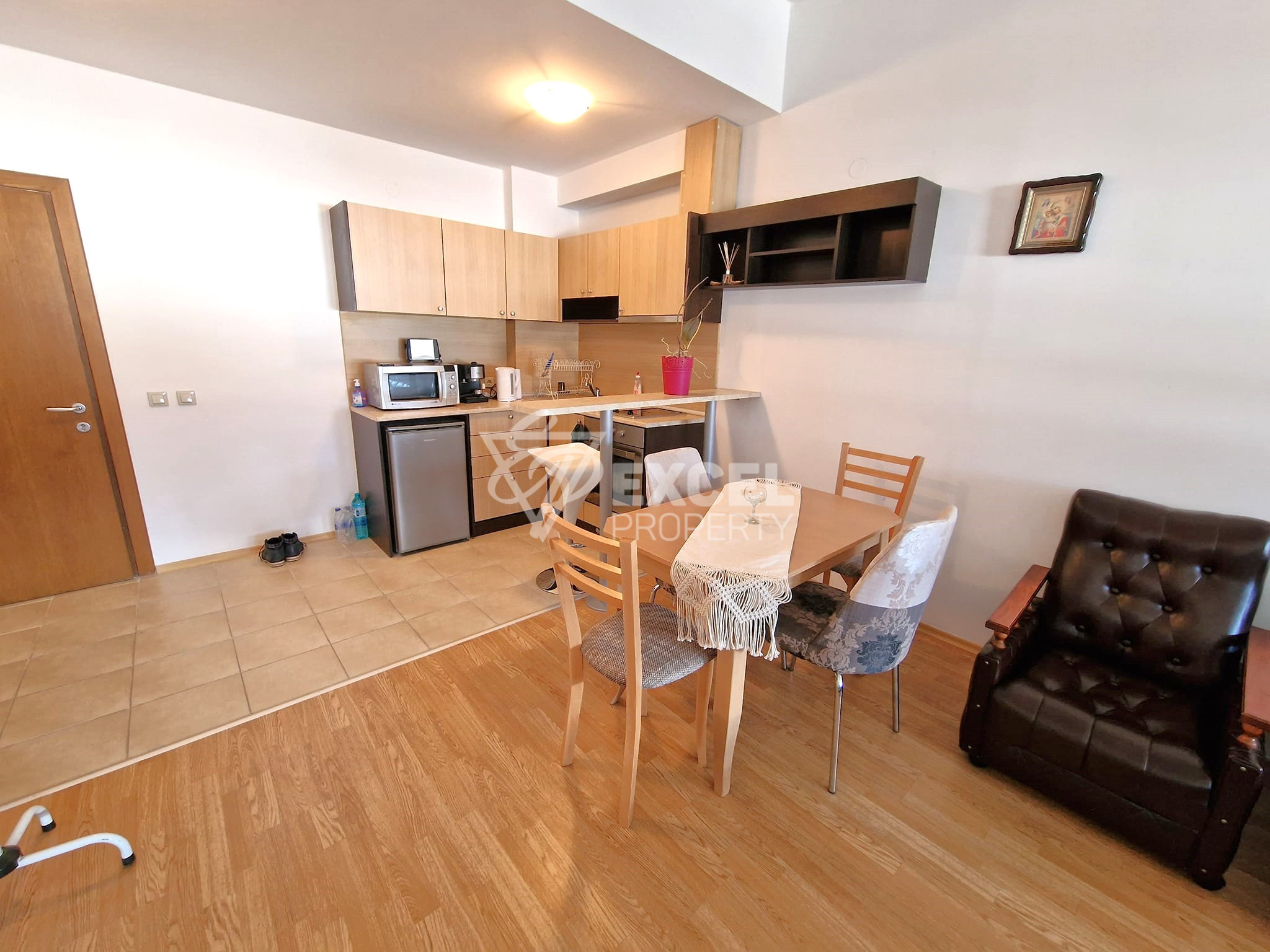 Южен двустаен апартамент с фронтална гледка към Пирин! Изгодна цена!