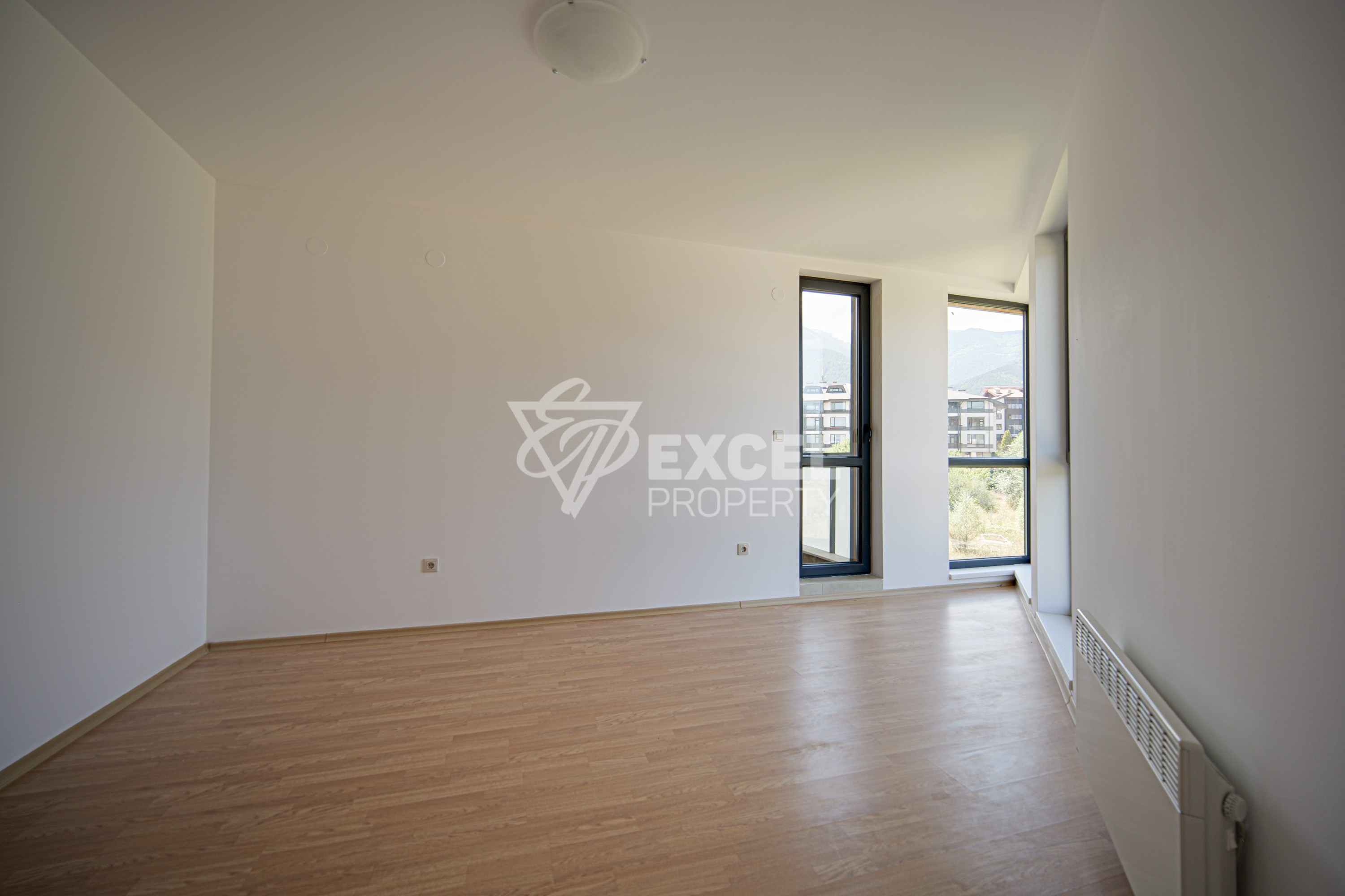 Просторен двустаен апартамент за продажба в комплекс Аспен Хайтс, район Разлог