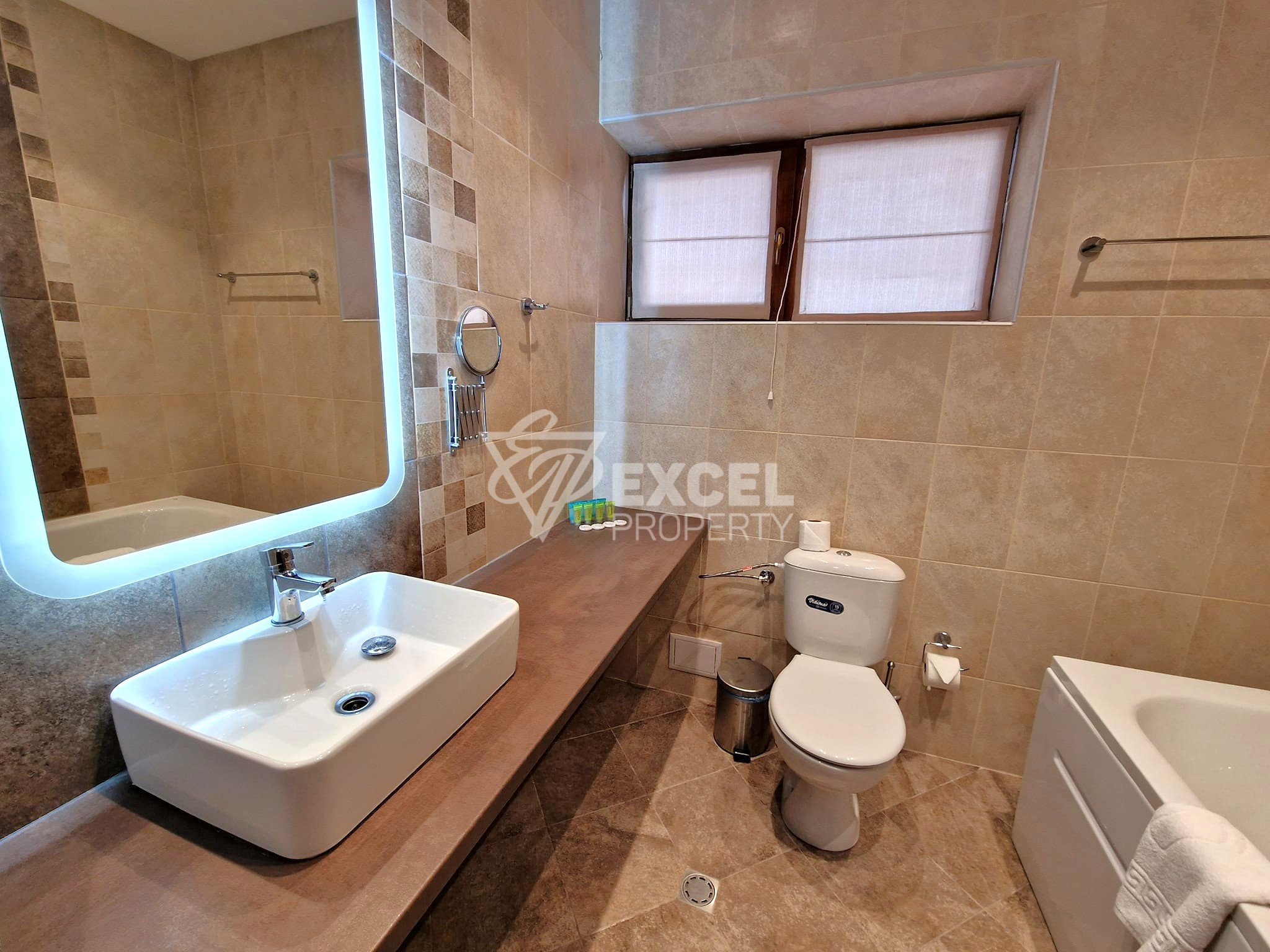 Едноетажна къща с три спални за продажба до Пирин Голф, район Разлог и Банско!