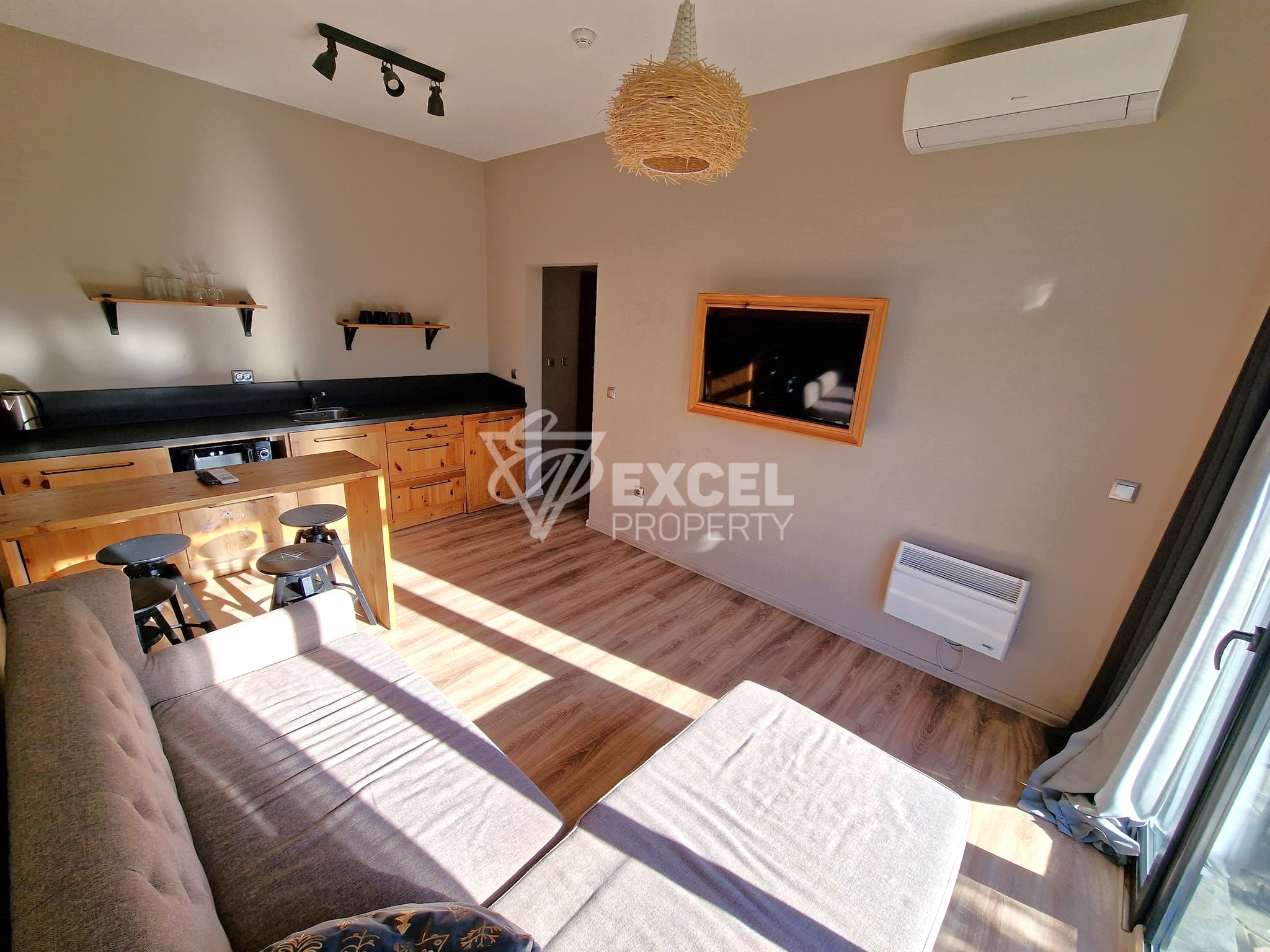 Тристаен апартамент с планинска гледка за продажба в комплекс Cornelia Deluxe Residence, Разлог