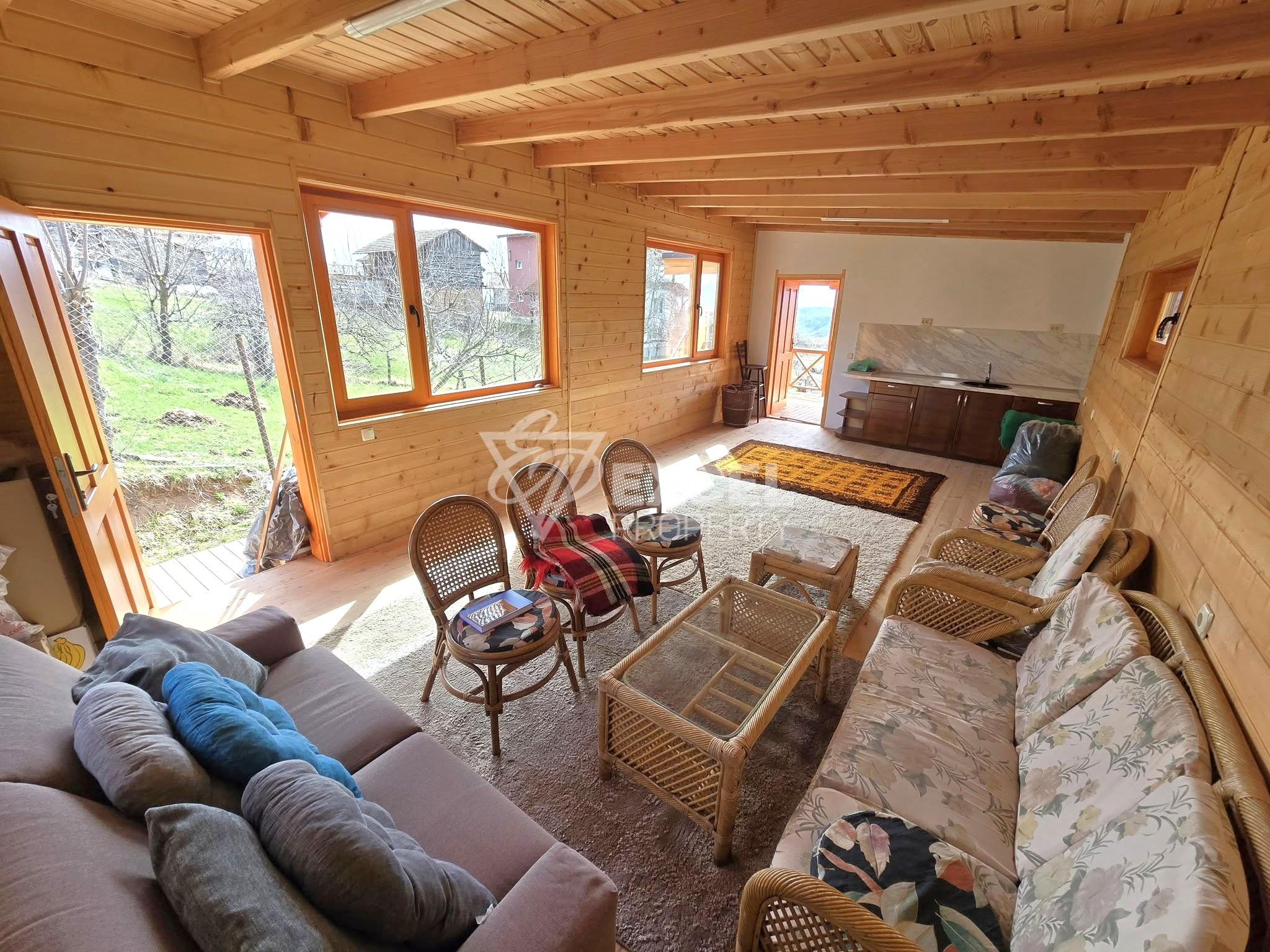 Нова, ЕКО къща за продажба в село Добърско на 20 км от Банско