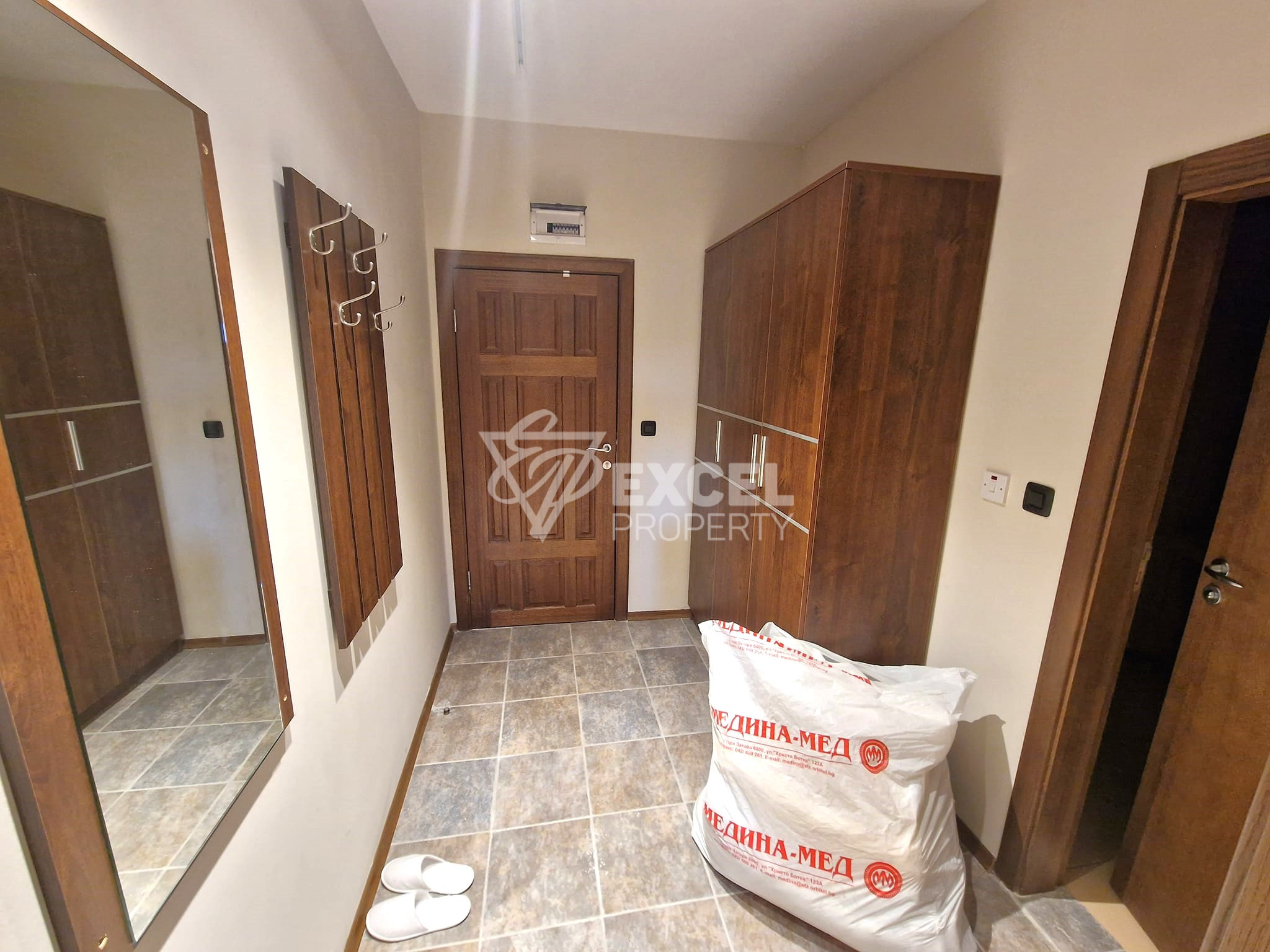 Студио с ново обзавеждане под наем на 50 метра от Ginger Bar & Dinner, Банско