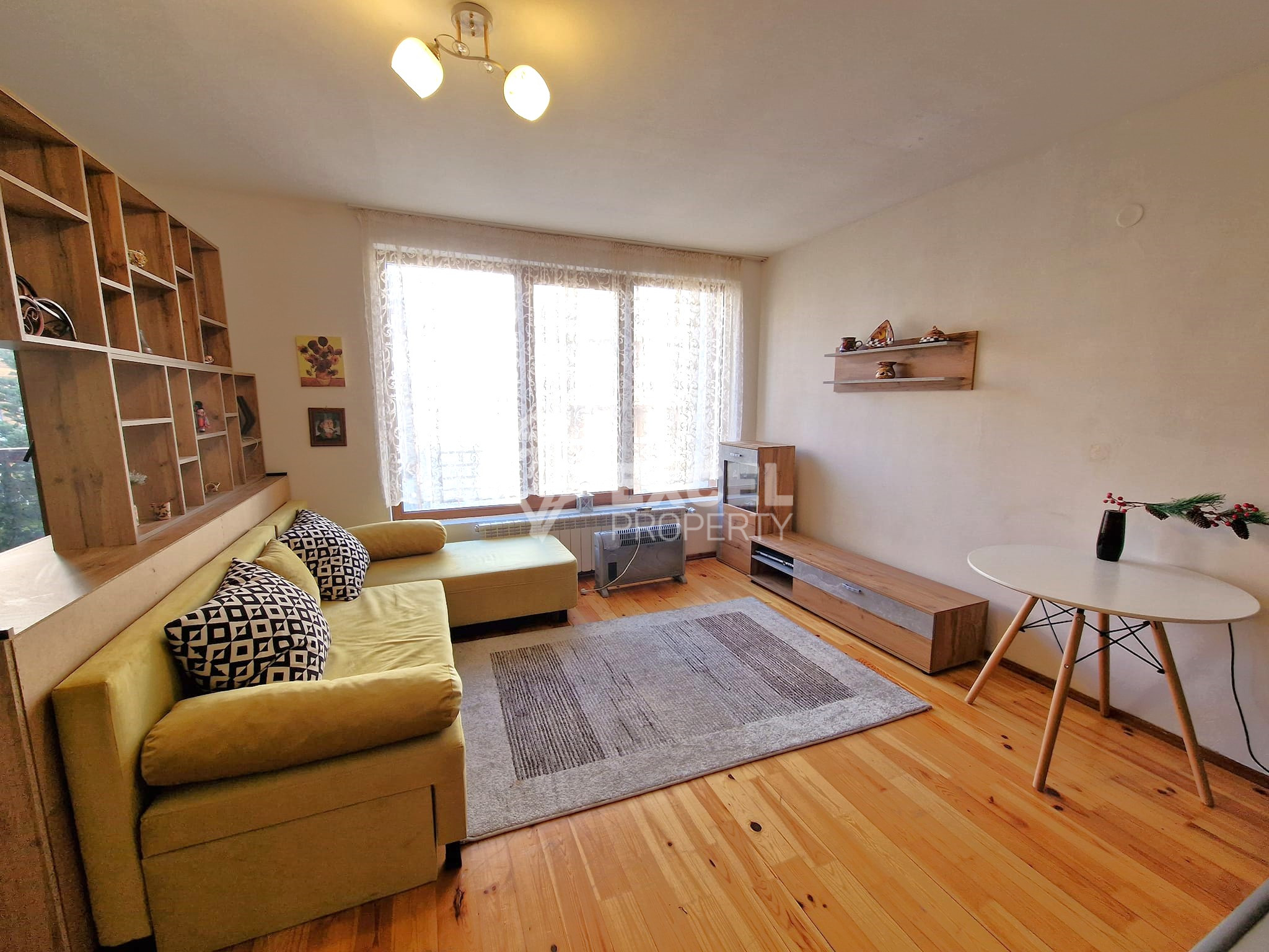 Изгодно студио с източна тераса в сграда с ниска такса поддръжка за продажба в Банско