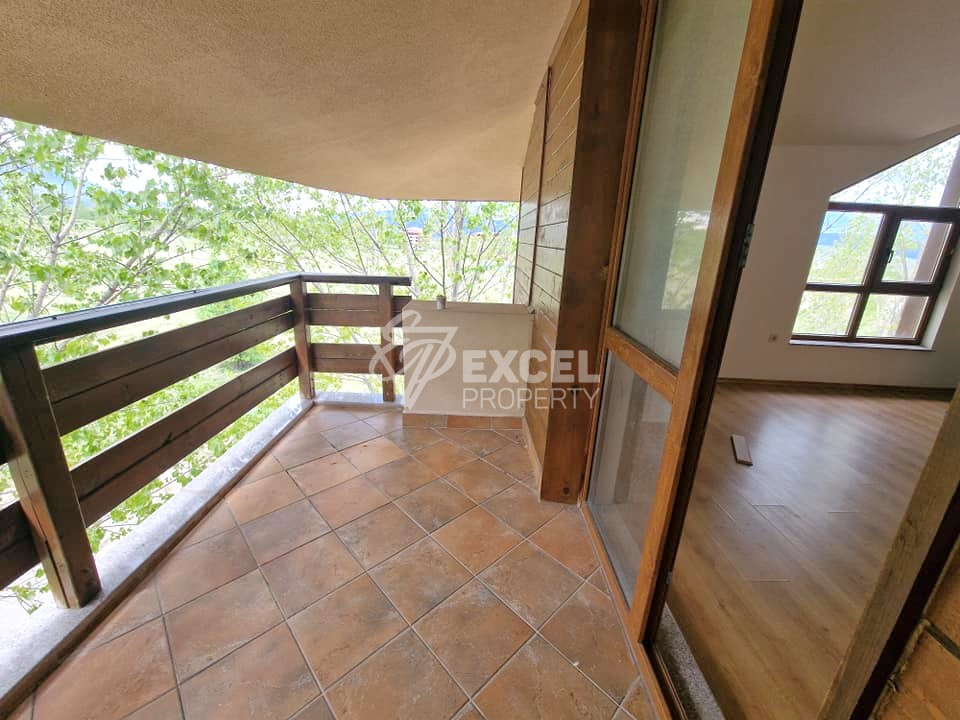 Просторен двустаен апартамент за продажба в Green Wood, район Разлог