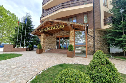 Просторен двустаен апартамент за продажба в Green Wood, район Разлог