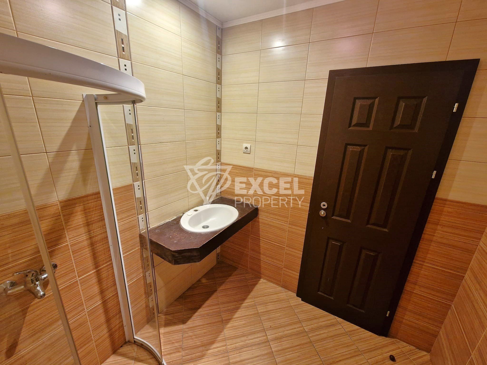 Просторен двустаен апартамент за продажба в Green Wood, район Разлог