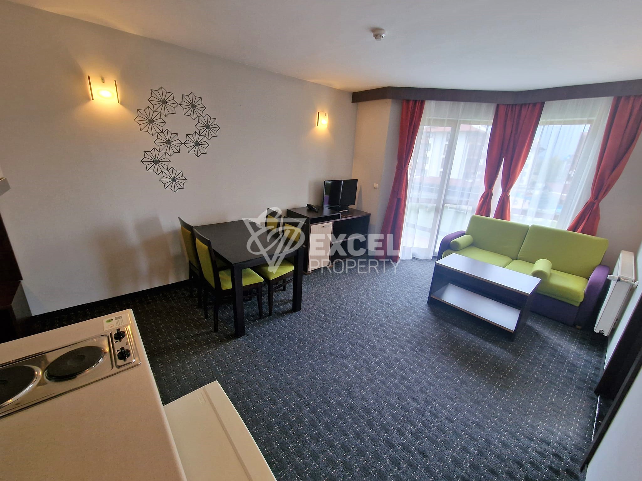 Двустаен апартамент на изгодна цена и красива планинска гледка за продажба в Банско