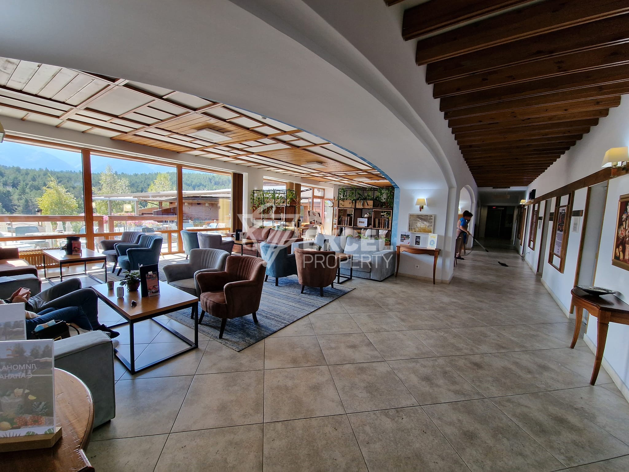 Редова къща с 4 спални и прилежащ двор за продажба в Katarino SPA, район Разлог