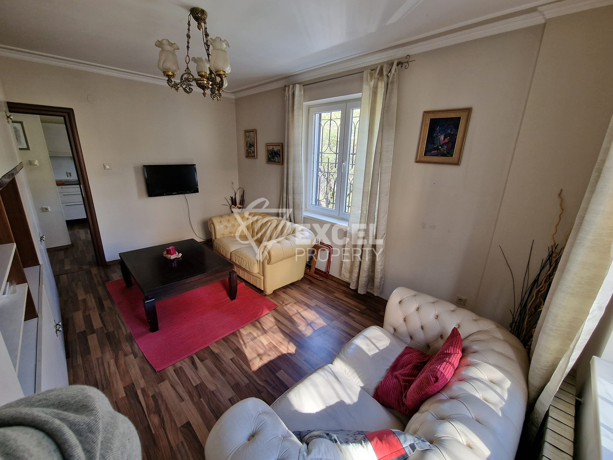 Обзаведен двустаен апартамент под наем в сърцето на Лозенец, ул. Вишнева