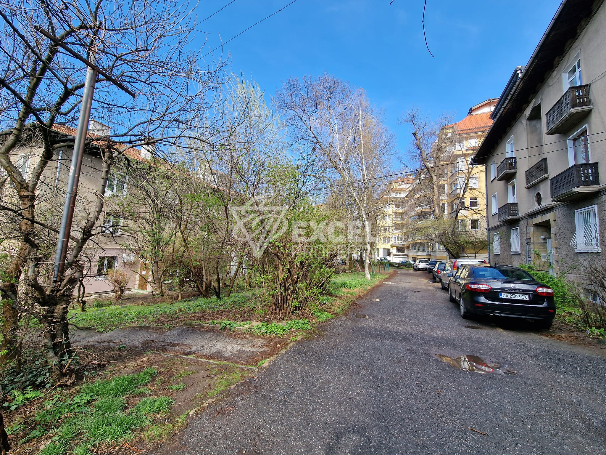 Обзаведен двустаен апартамент под наем в сърцето на Лозенец, ул. Вишнева