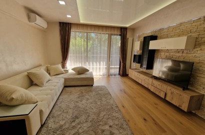 Тристаен апартамент с гараж под наем в комплекс Макси, кв. Витоша, София