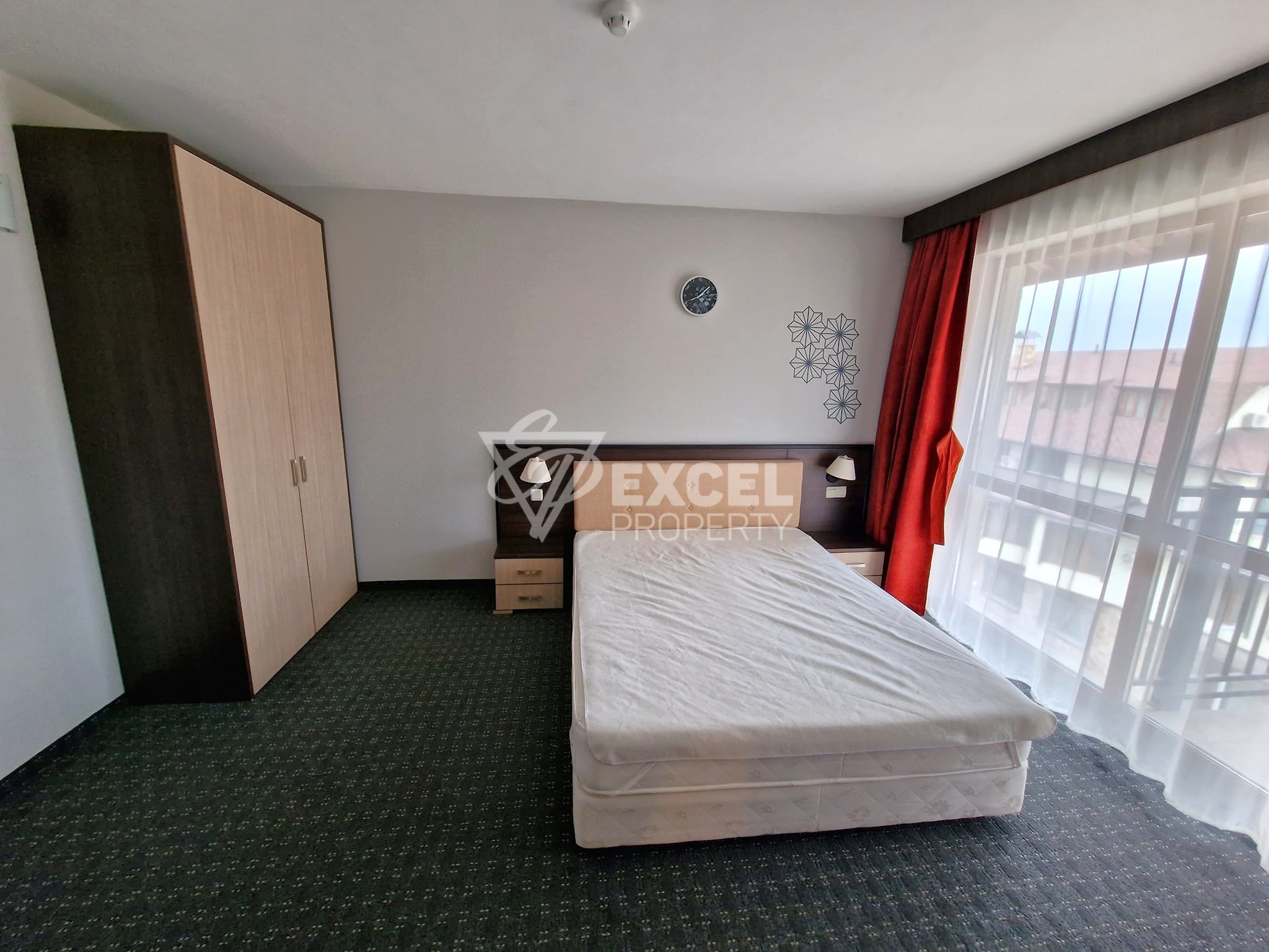 Тристаен апартамент на 200 метра от ски лифта за продажба в MPM Guinness hotel, Банско