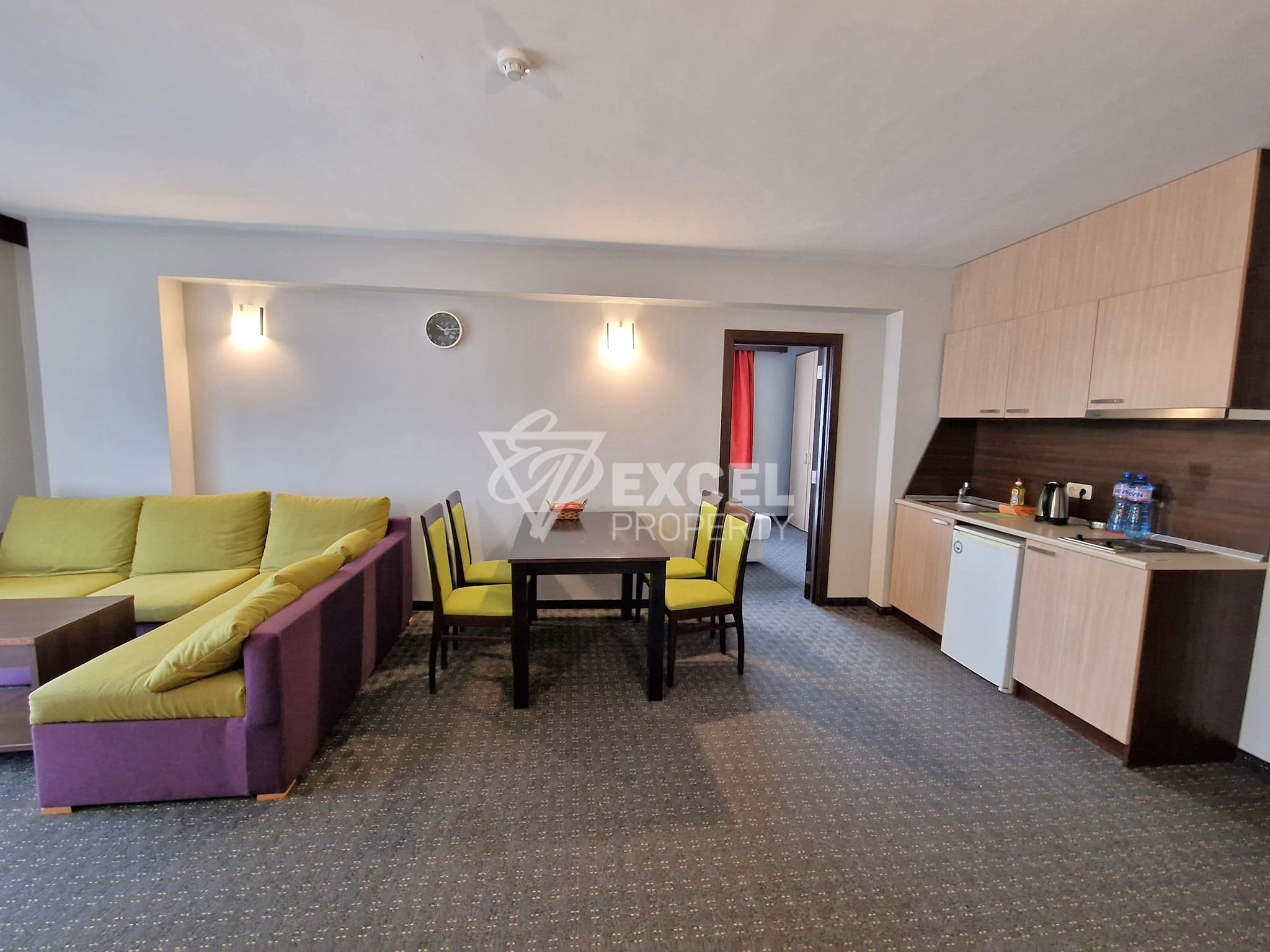 Тристаен апартамент на 200 метра от ски лифта за продажба в MPM Guinness hotel, Банско